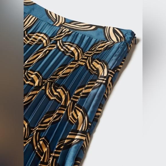 NWOT Mango Midi Skirt - Picture 5 of 11